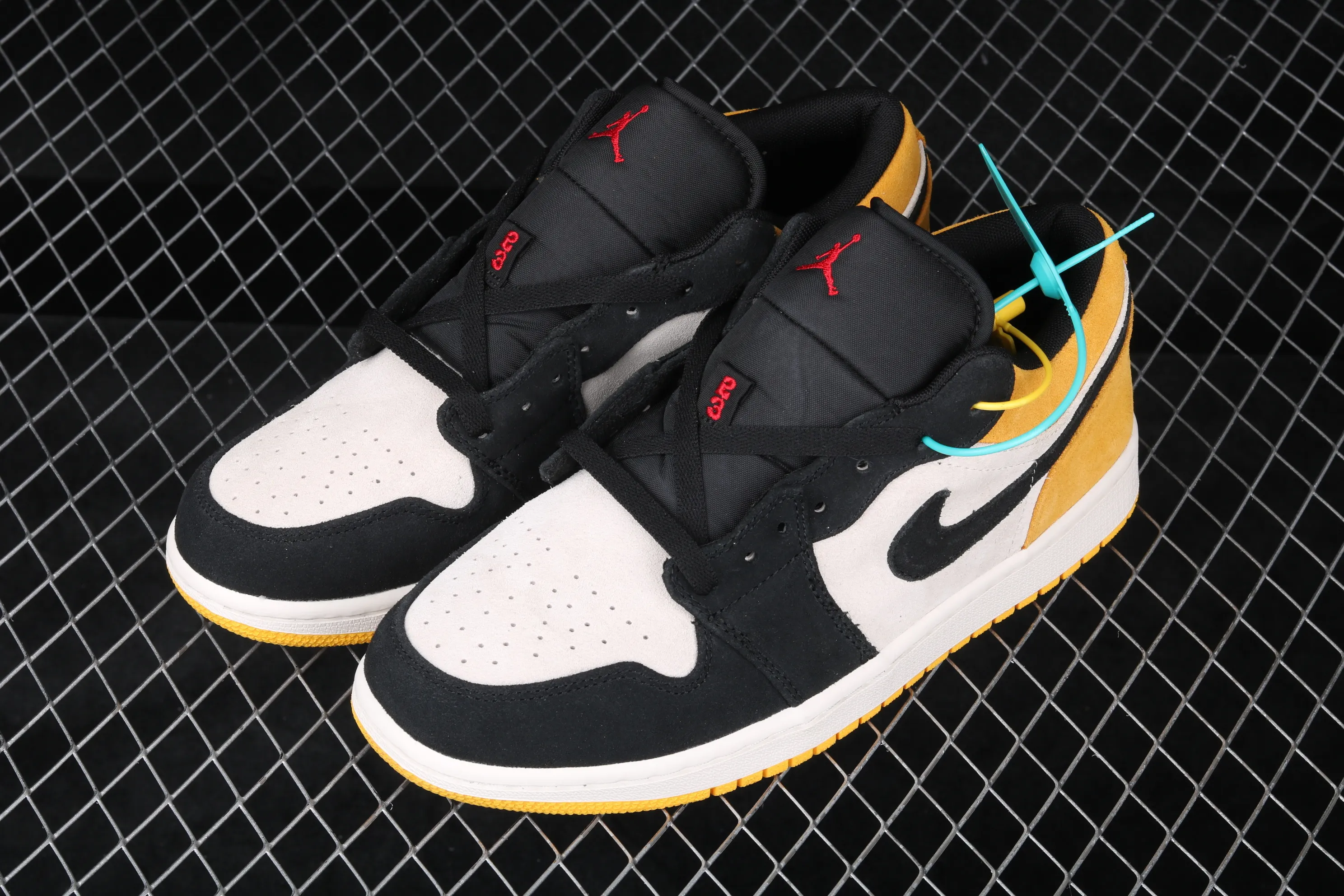 All categories Air Jordan Jordan series basketball shoes Air Jordan 1 Low Air Jordan 1 Low AJ1 Joe 1 low-top versatile casual culture basketball shoes 553558-127